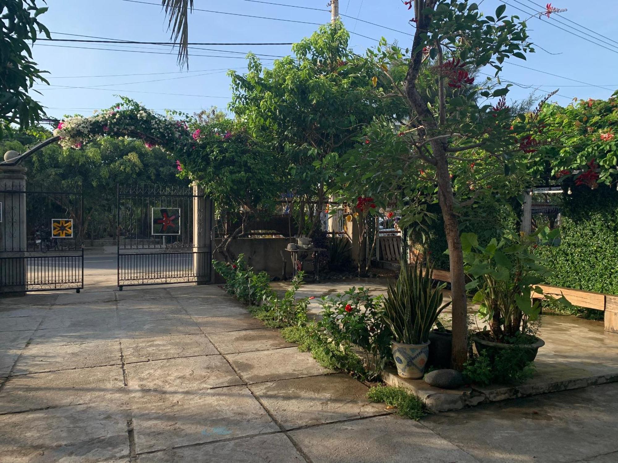 Yellow Farm Homestay Dong Tac Экстерьер фото